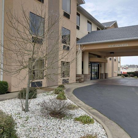 Quality Inn & Suites Malvern Екстер'єр фото