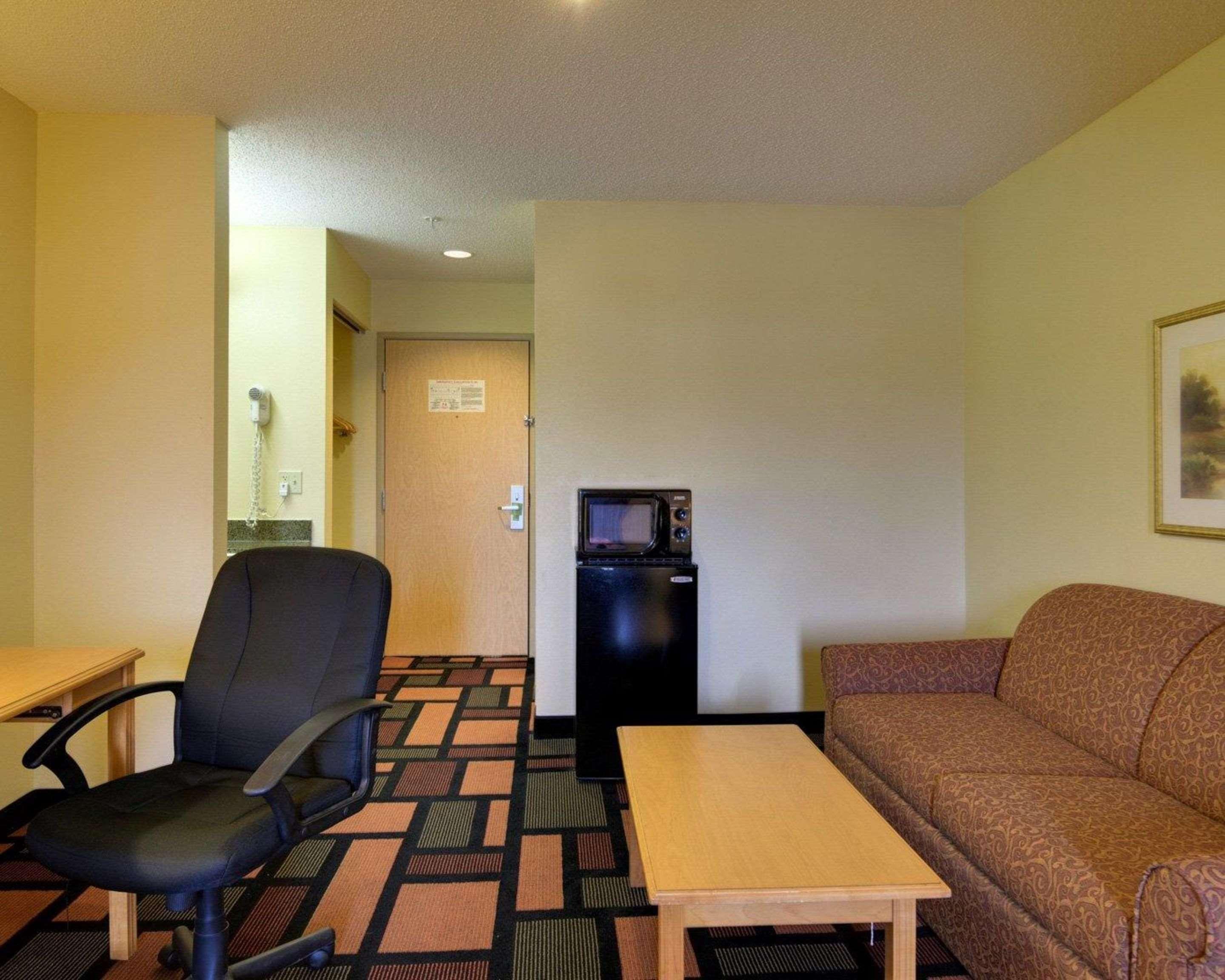 Quality Inn & Suites Malvern Екстер'єр фото